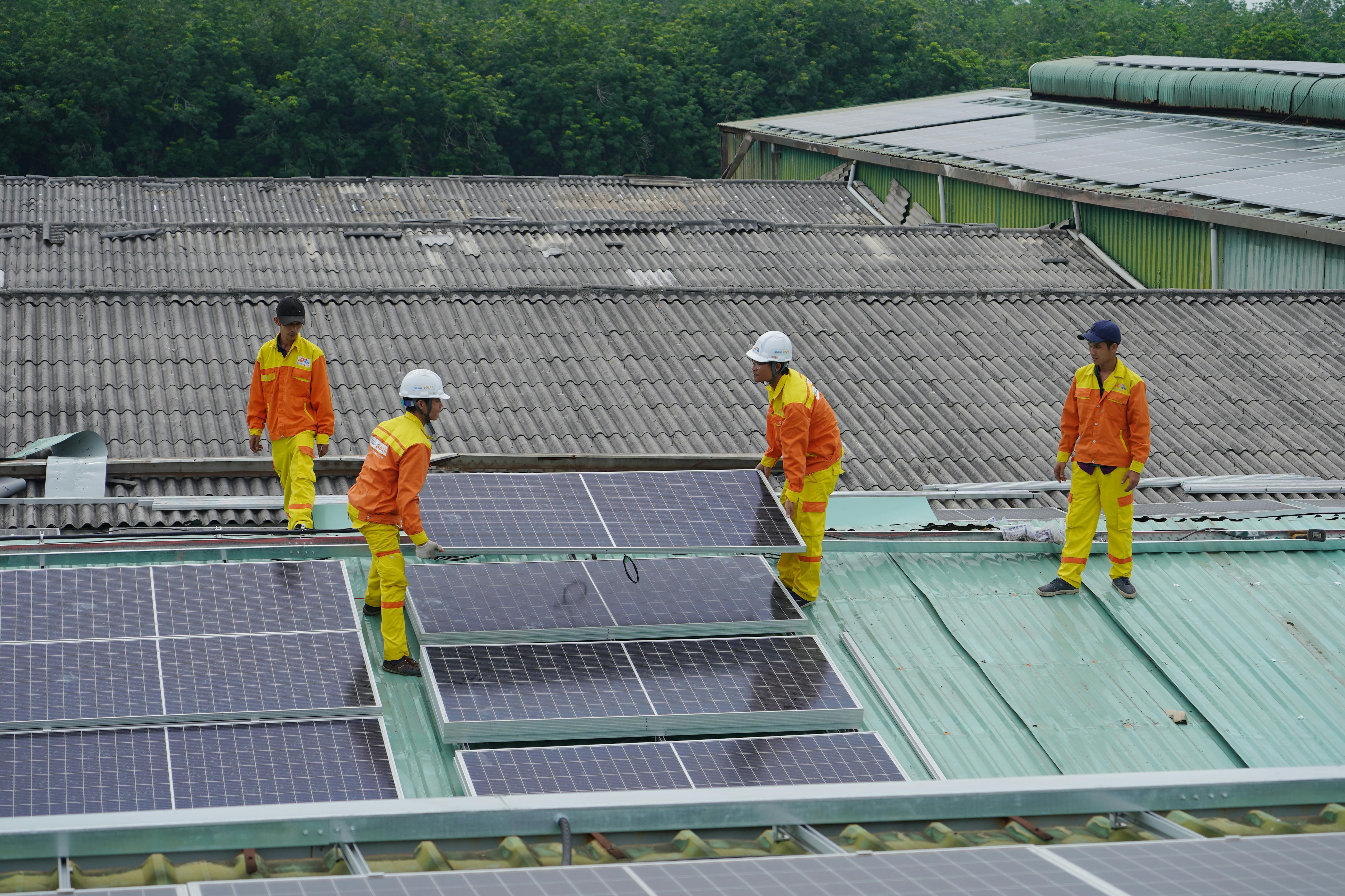 Comprensión de los materiales de montaje solar y su durabilidad: garantizar la estabilidad a largo plazo