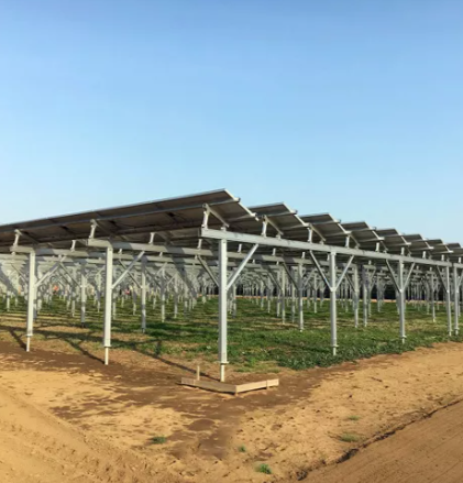 ¿Cuánta energía producen los paneles solares por día?