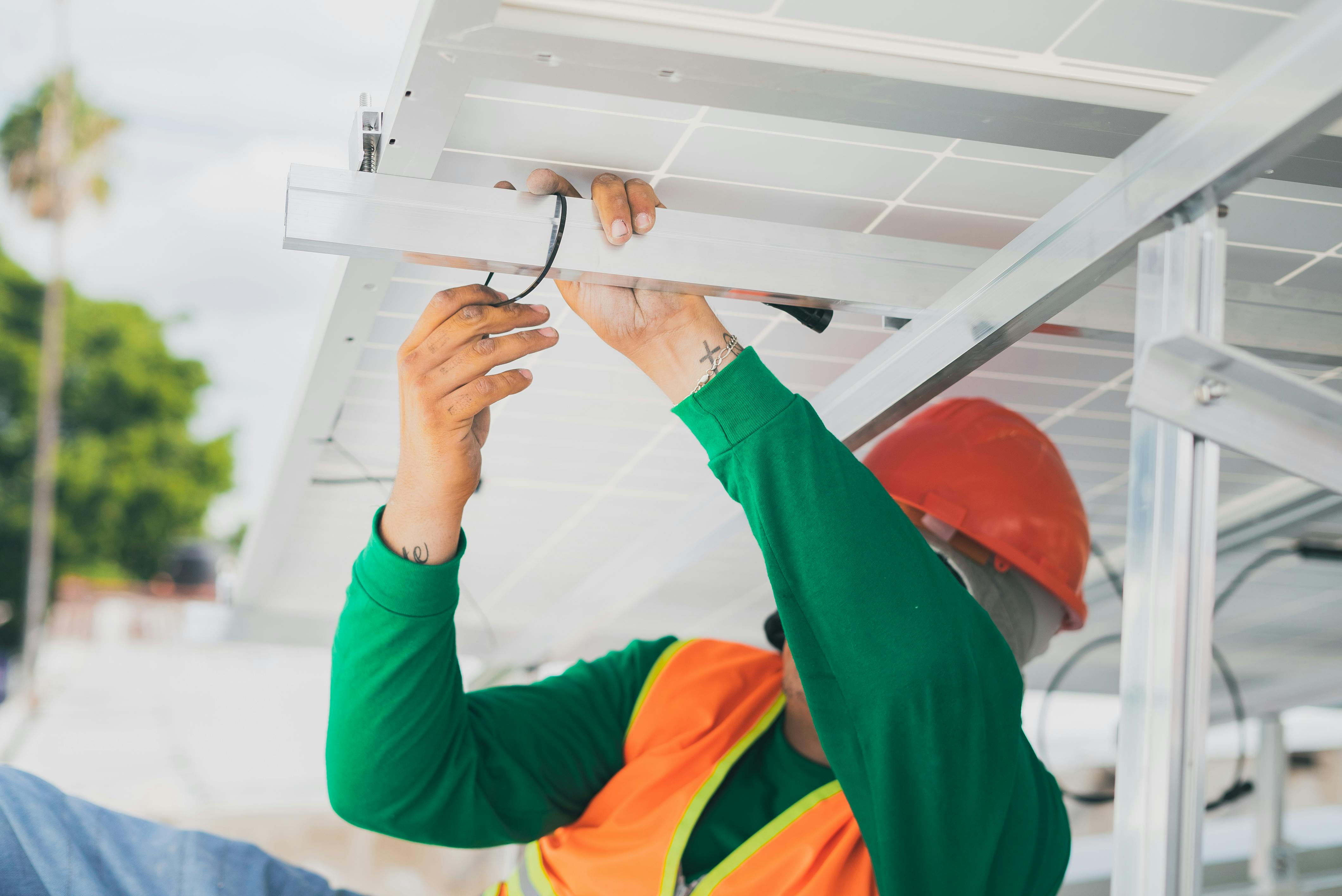 Componentes de estructuras de montaje fotovoltaicas (PV) montadas en el suelo