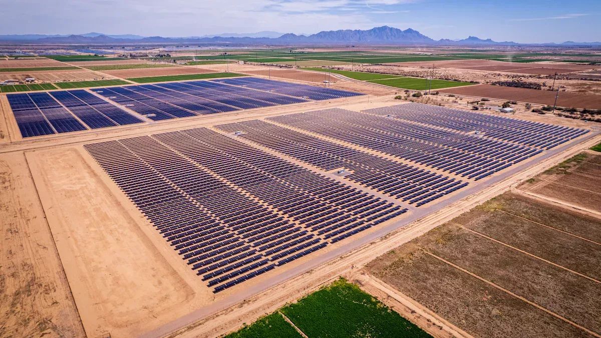 Red de cuadrícula solar vs cuadrícula empatada frente a híbrida ¿Qué sistema es el adecuado para usted?