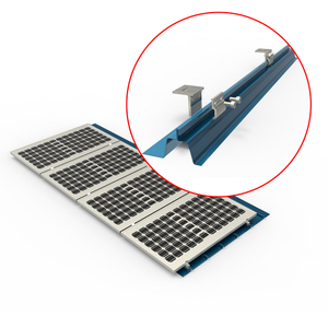  Techo de metal trapezoidal Costura de costura de metal Sistema de soporte de montaje solar